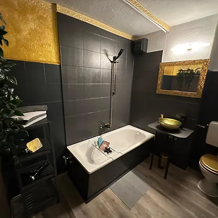 Geheimtipp Koenigsstuhl - Altstadt-apartment Nahe Warnowufer Appartamento *