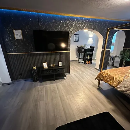 Appartamento Geheimtipp Koenigsstuhl - Altstadt-apartment Nahe Warnowufer *